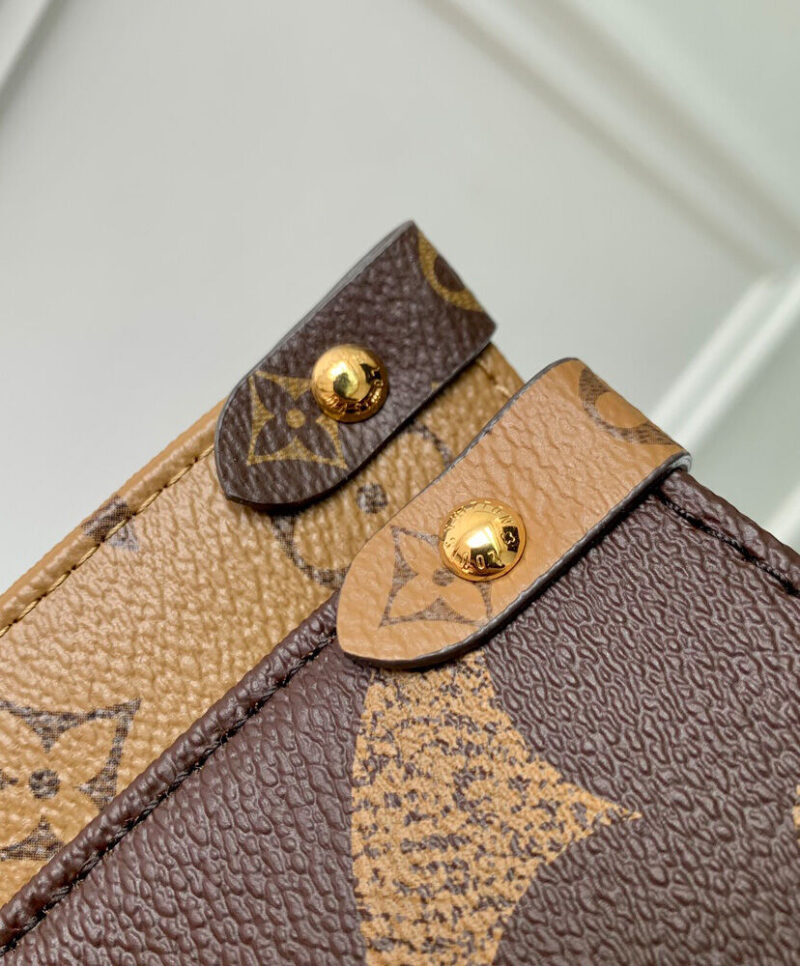 Louis Vuitton OnTheGo Voyage M46823 Brown